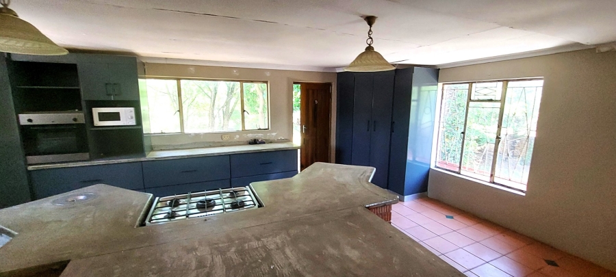 13 Bedroom Property for Sale in Bloemspruit Free State
